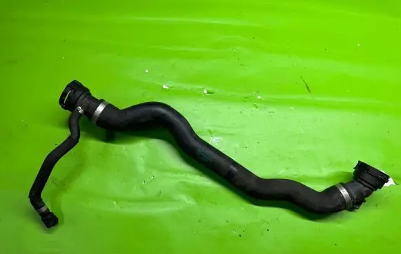 BMW 5 F10 F11 Engine coolant pipe/hose 8514243 16188010