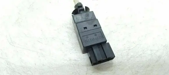 Mercedes-Benz E W211 Brake pedal sensor switch A0015454009
