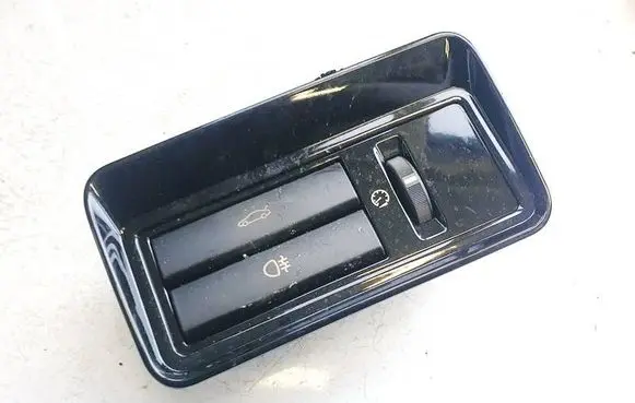 Jaguar XJ X351 Tailgate opening switch aw9311654aa 10008020