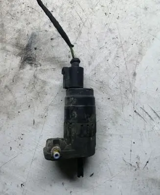 Volkswagen Golf VI Windscreen/windshield washer pump 1K6955651 25019628