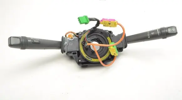 Volvo V70 A set of switches 8666599