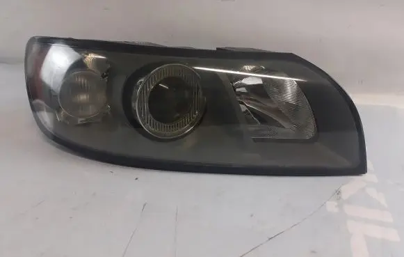 Volvo V50 Headlight/headlamp