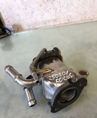 Ford Focus EGR valve cooler Jn1q9f464aa Jn1q9f464