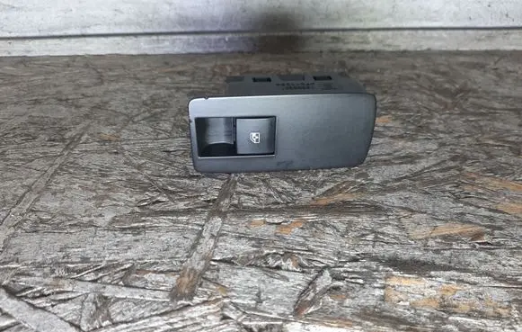 Opel Insignia A Electric window control switch 0000840701 13222231