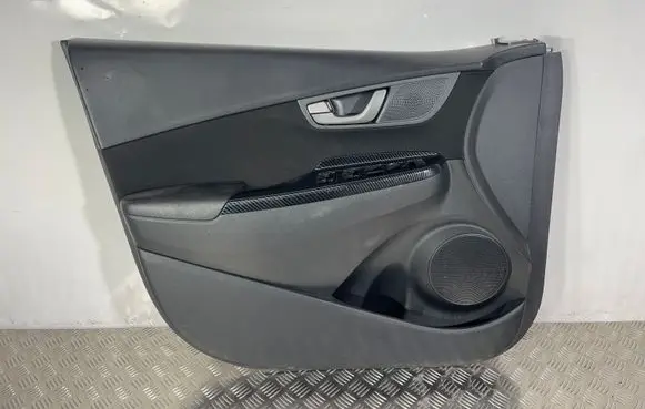 Hyundai Kona I Front door card panel trim