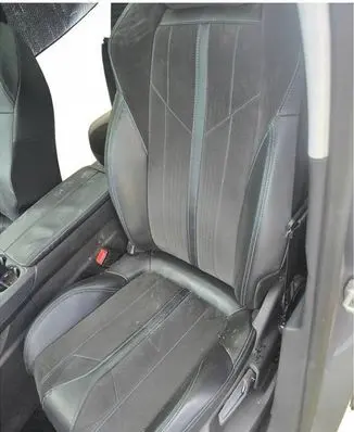 Peugeot 3008 II Front driver seat 