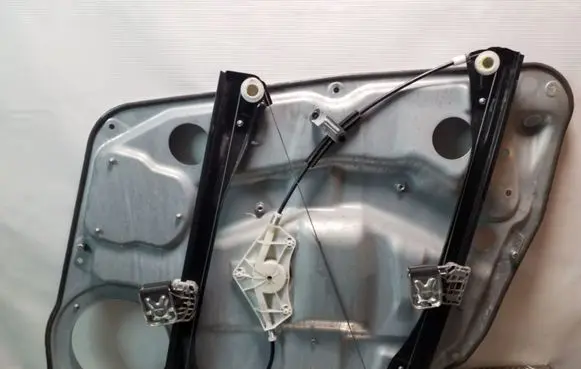 Mercedes-Benz ML W164 Front window lifting mechanism without motor 993688102