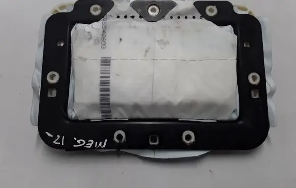 Passenger airbag