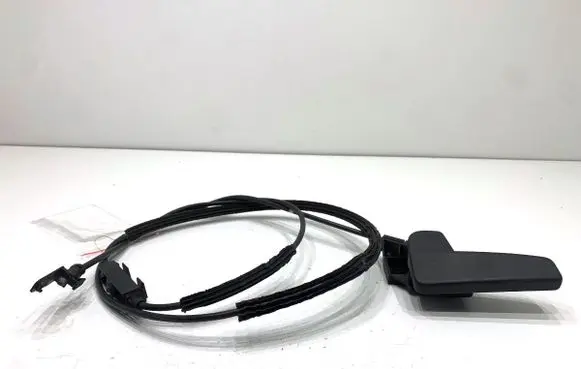Seat Alhambra (Mk2) Engine bonnet/hood lock release cable 7N1823531