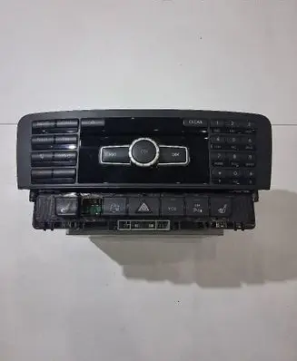 Mercedes-Benz A W176 Radio/CD/DVD/GPS head unit A2469010802