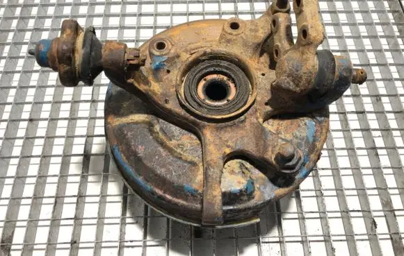 Nissan Terrano Front wheel hub spindle knuckle