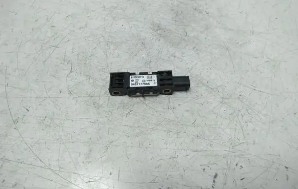 Jeep Grand Cherokee (WK) Airbag deployment crash/impact sensor 04671779AC 0105202718