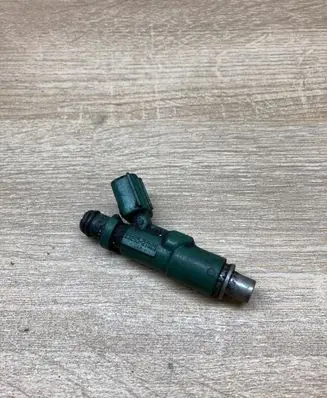 Toyota Prius (XW20) Fuel injector 2325021020