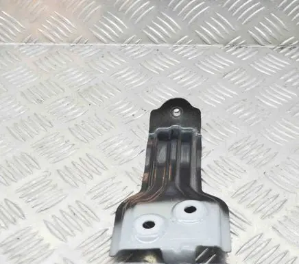 BMW X4 G02 Fender mounting bracket 7397516