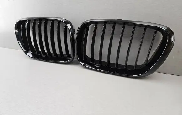 BMW X5 E53 Front bumper upper radiator grill 8402645 51138402645 8402646