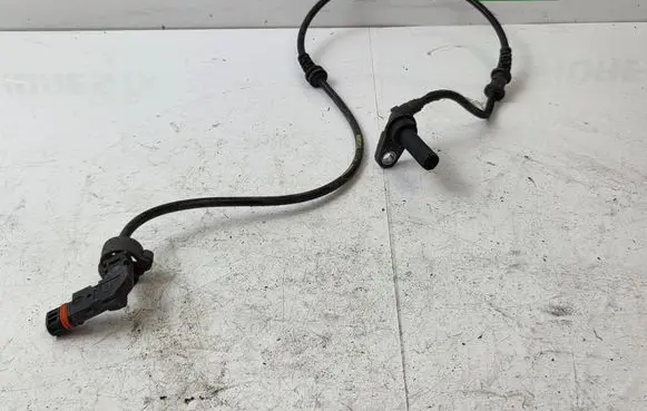 Mercedes-Benz E W212 Brake pads wear sensor A2129053393