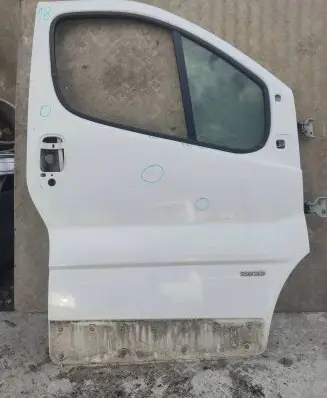 Renault Trafic II (X83) Front door
