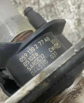 Volkswagen Phaeton Fuel injector 059130277ab