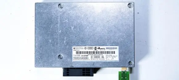 Audi A4 S4 B8 8K Bluetooth control unit module 8T0862335D