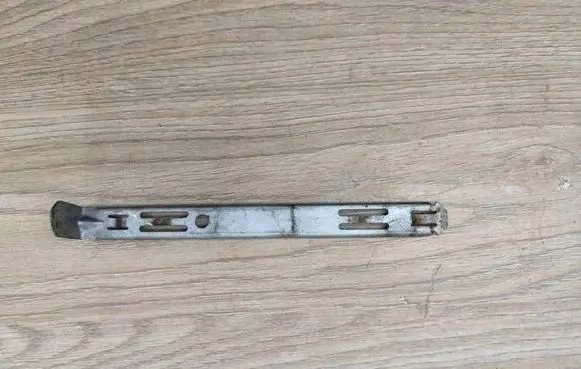 Volvo XC90 Headlight/headlamp mounting bracket 89028052 8637182