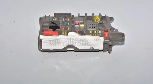 BMW X5 E70 Fuse module 6931687