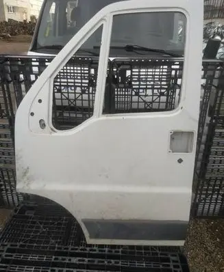 Fiat Ducato Front door baltos
