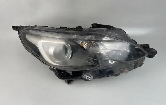 Peugeot 2008 I Headlight/headlamp