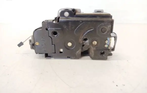 Skoda Octavia Mk1 (1U) Front door lock 1U0837099A