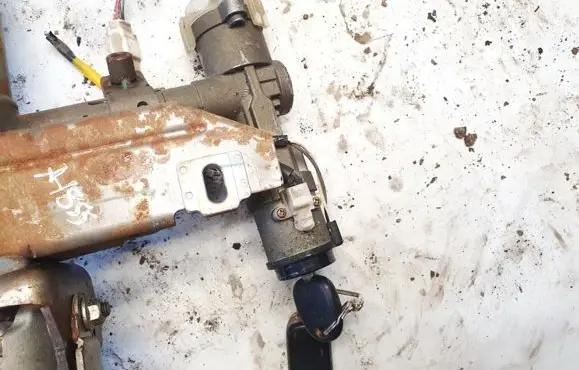 Hyundai Trajet Ignition lock
