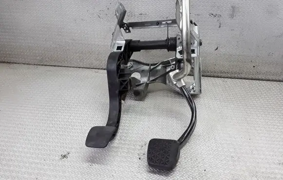 Saab 9-3 Ver2 Pedal assembly 180080012
