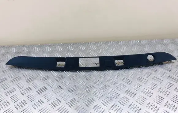 Mercedes-Benz S W221 Tailgate trim A22175580008