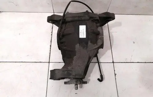 Mercedes-Benz GL X166 Rear differential/diff mount bracket A1663500414