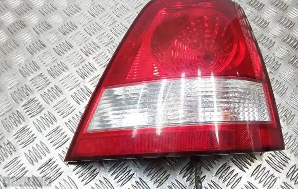 KIA Sorento Rear/tail lights 924023E0