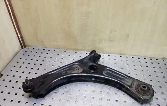 Front lower control arm/wishbone