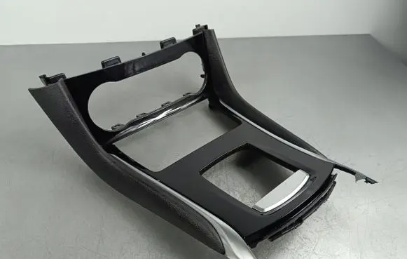 Infiniti QX30 Gear shifter surround trim plastic 969415DFOA