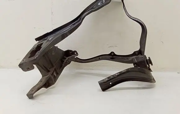 Mercedes-Benz E W212 Headlight/headlamp mounting bracket PP212620021