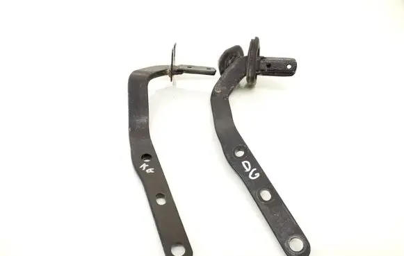 Volvo V70 Tailgate/trunk/boot hinge