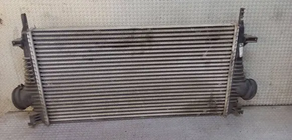 Opel Insignia A Intercooler radiator 13241751