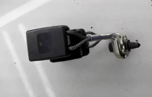 Volkswagen PASSAT B7 Rear seatbelt buckle 3AA857739BQVZ