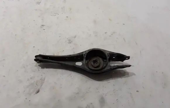Cupra Formentor Rear upper control arm/wishbone 5QA505311E