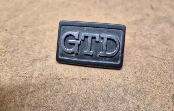 Volkswagen Golf II Fender model badge letters 191853688D GTD