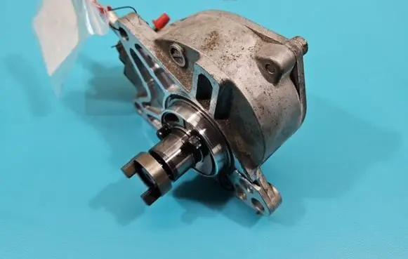 Isuzu D-Max Vacuum pump 898332309 IMPRK1407695