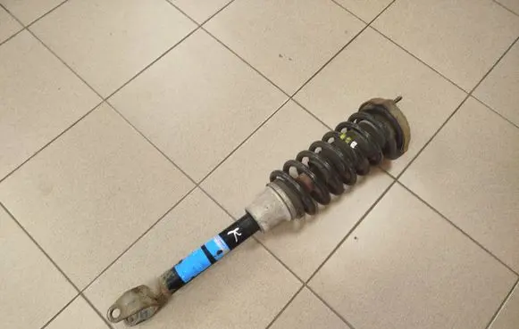 Mercedes-Benz CLS C219 Front shock absorber with coil spring 312570