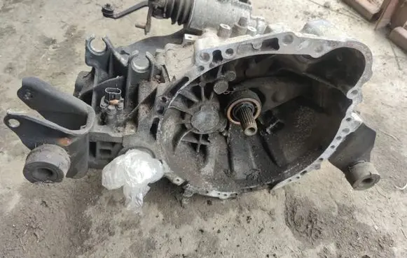 Mitsubishi Carisma Manual 6 speed gearbox 