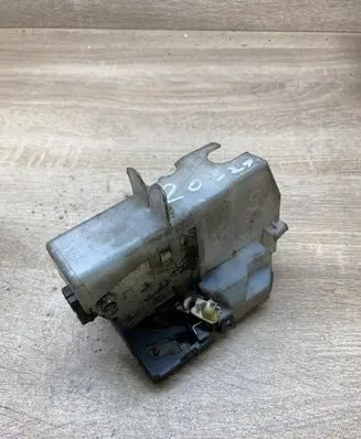 Renault Clio I Rear door lock 