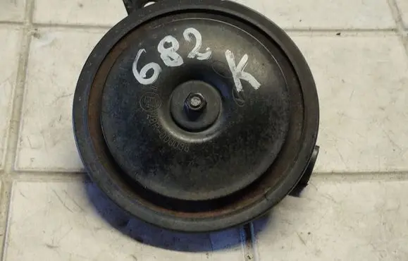 KIA Sorento Horn signal 28R000033