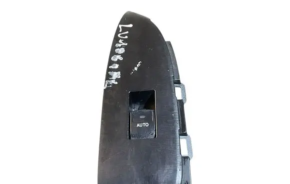 Toyota Prius (XW30) Electric window control switch 7423247080