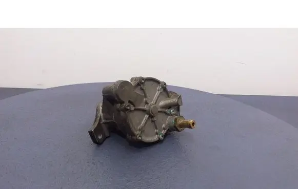 Audi A6 S6 C5 4B Vacuum pump