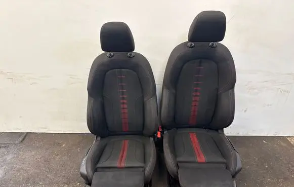 BMW 2 F46 Seat set