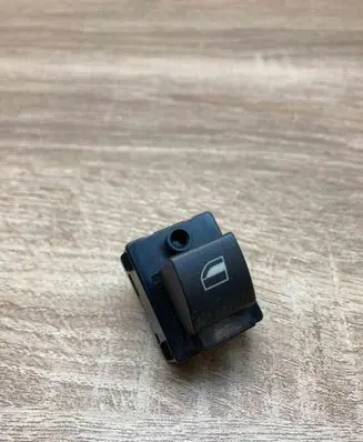 BMW 7 E65 E66 Electric window control switch 8379597
